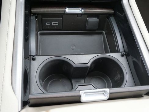 Used 2023 GMC Yukon Denali image 25