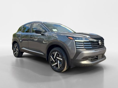 New 2026 Nissan Kicks SV image 8