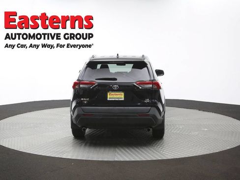 Used 2020 Toyota RAV4 LE w/ All Weather Liner Package AWD/4WD image 35