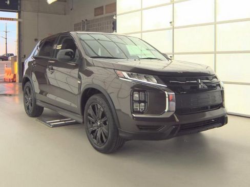 Used 2024 Mitsubishi Outlander Sport LE image 4