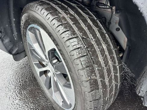 Certified 2022 Jeep Cherokee Limited w/ Elite Package image 9