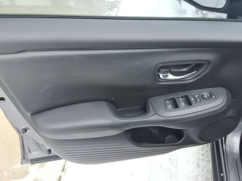 Used 2023 Honda HR-V LX image 20