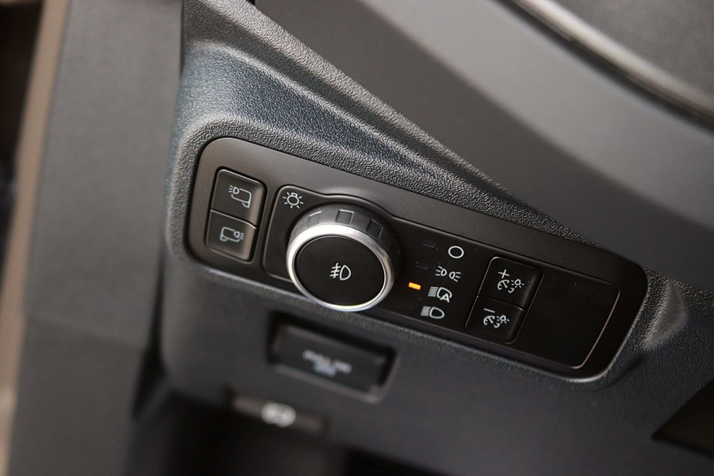 Used 2025 Ford Bronco Badlands AWD/4WD image 28