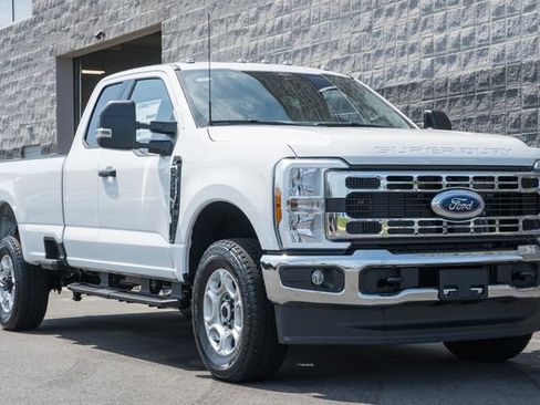 New 2026 Ford F350 XLT AWD/4WD image 2