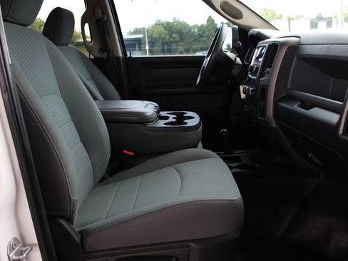 Used 2018 RAM 2500 Tradesman w/ Popular Equipment Group AWD/4WD image 16