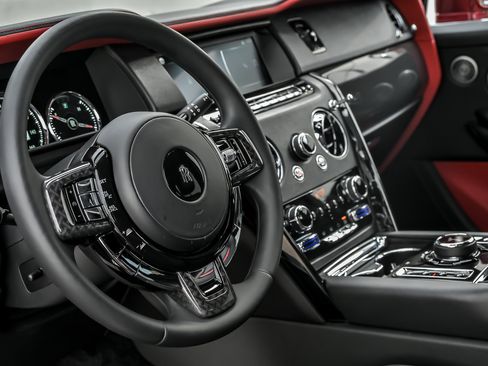 Used 2021 Rolls-Royce Cullinan Black Badge AWD/4WD image 29