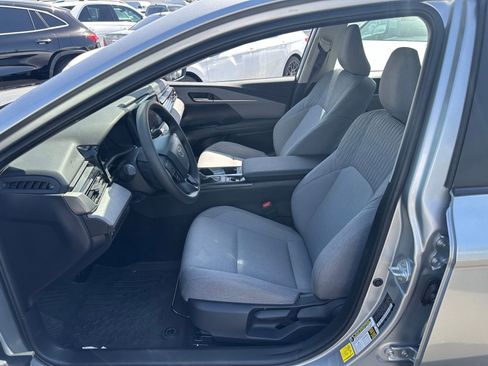 Used 2026 Toyota Camry LE image 2