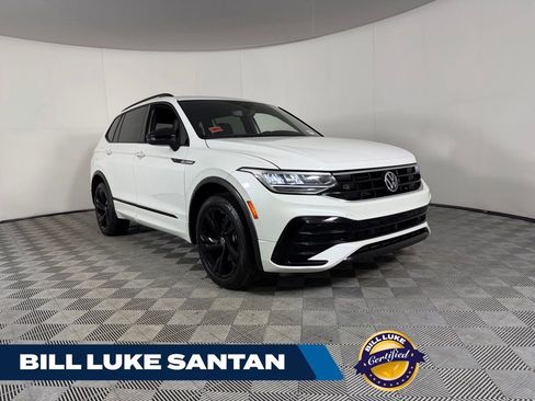Used 2024 Volkswagen Tiguan SE R-Line FWD image 1