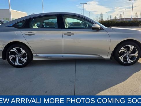 Used 2018 Honda Accord EX-L image 6