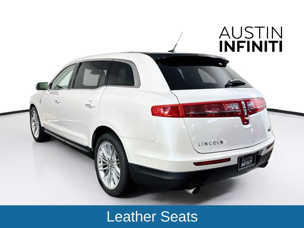 Used 2019 Lincoln MKT AWD image 5