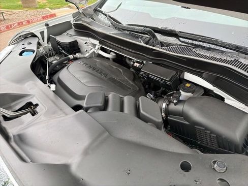 Certified 2024 Honda Passport EX-L image 30