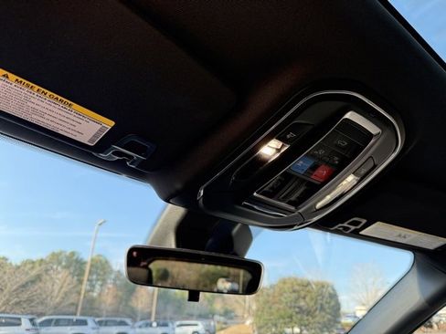 New 2025 Jeep Grand Cherokee Laredo image 24