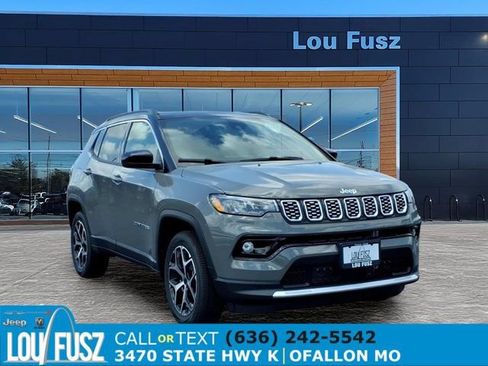 New 2026 Jeep Compass Limited w/ Sun, Sound & Navigation Group AWD/4WD image 1