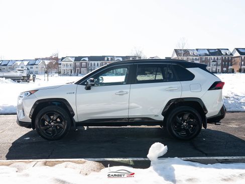 Used 2021 Toyota RAV4 XSE AWD/4WD image 4