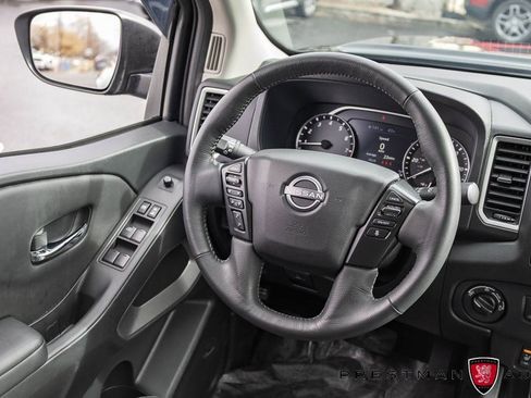 Used 2024 Nissan Frontier SL w/ Technology Package image 38