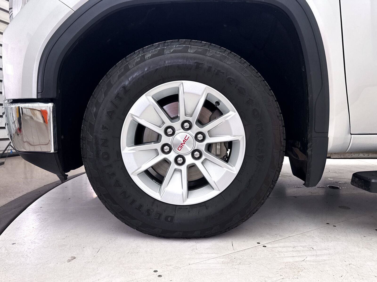 Used 2021 GMC Sierra 1500 SLE RWD image 4