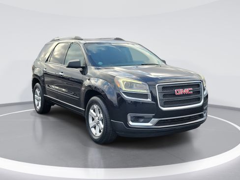 Used 2015 GMC Acadia SLE image 2