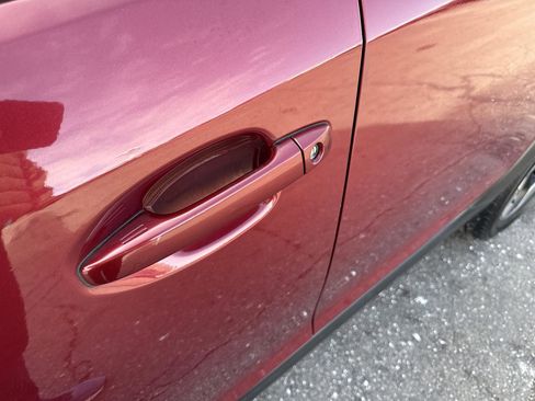 Used 2016 Subaru Crosstrek 2.0i Limited image 11