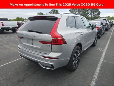 Used 2025 Volvo XC60 B5 Core image 2