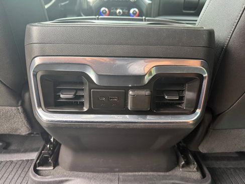 Used 2022 GMC Sierra 1500 AT4 w/ AT4 Premium Package image 23