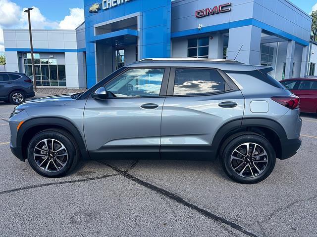 New 2026 Chevrolet TrailBlazer LT w/ Convenience Package AWD/4WD image 3