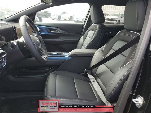 New 2026 Chevrolet Equinox EV LT image 16