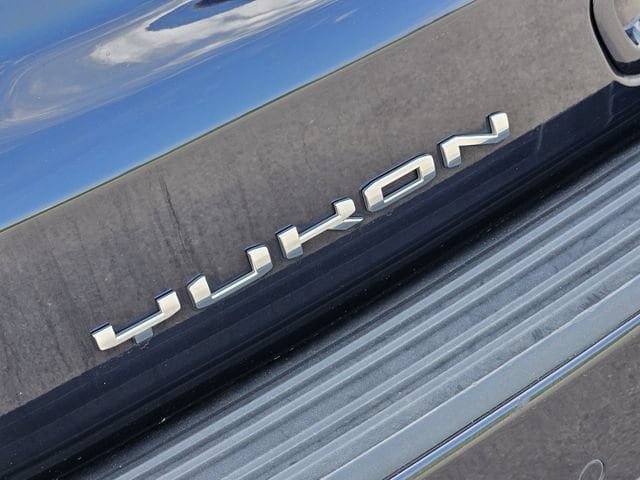 Used 2023 GMC Yukon Denali AWD/4WD image 11
