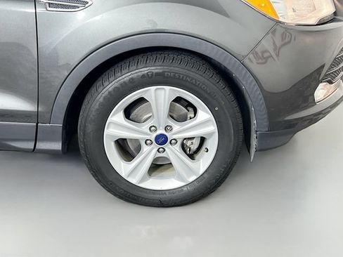 Used 2016 Ford Escape SE w/ Equipment Group 201A FWD image 37