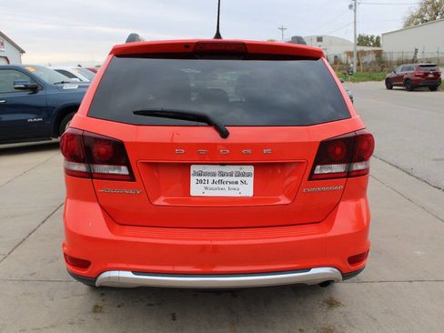 Used 2019 Dodge Journey Crossroad w/ Popular Equipment Group image 2