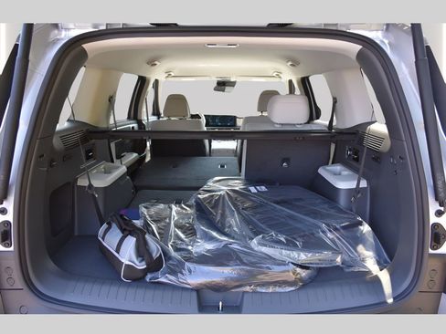New 2026 Hyundai Santa Fe SEL FWD image 12