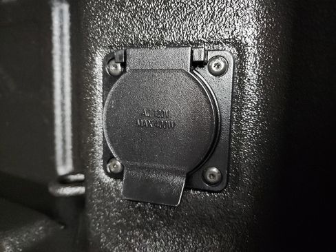 Used 2023 GMC Sierra 2500 AT4 w/ Gooseneck/5TH Wheel Package image 31