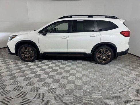 Used 2025 Subaru Ascent Bronze Edition AWD/4WD image 4