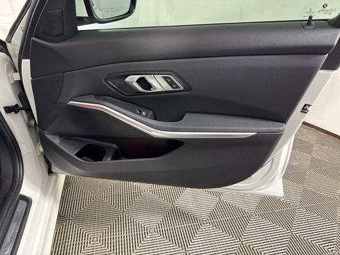 Used 2020 BMW 330i xDrive 330i xDrive w/ Convenience Package image 13