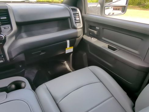 New 2026 RAM 4500 Tradesman image 15