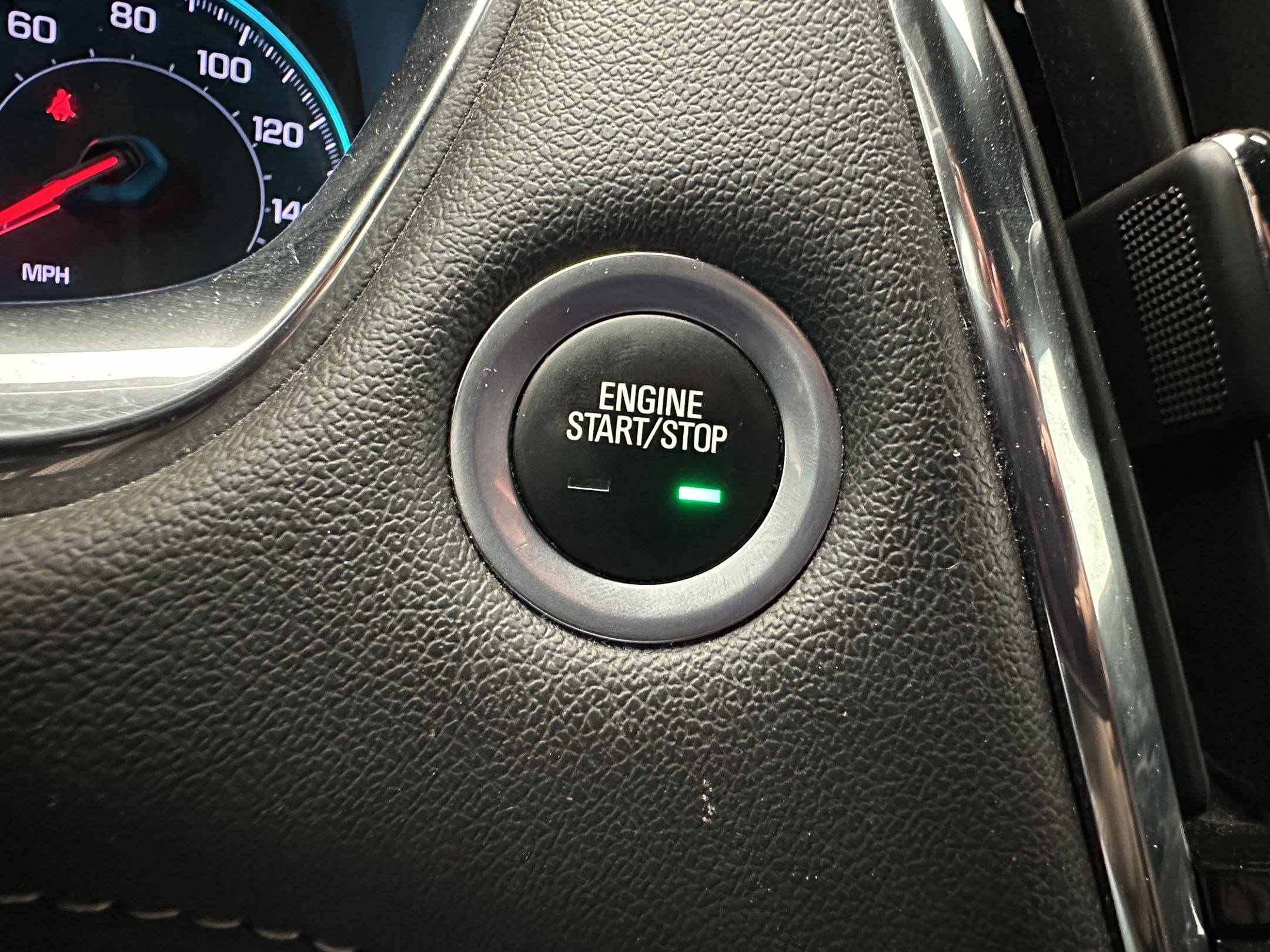 Certified 2023 Chevrolet Traverse LT w/ LT Premium Package AWD/4WD image 17