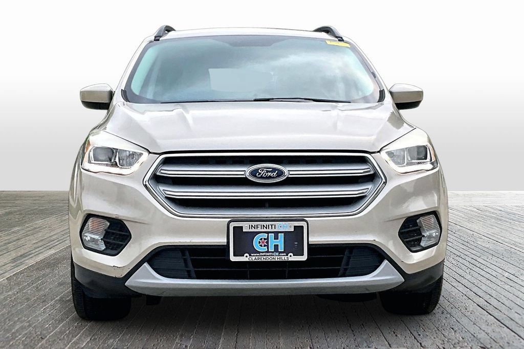 Used 2018 Ford Escape SEL AWD/4WD image 2