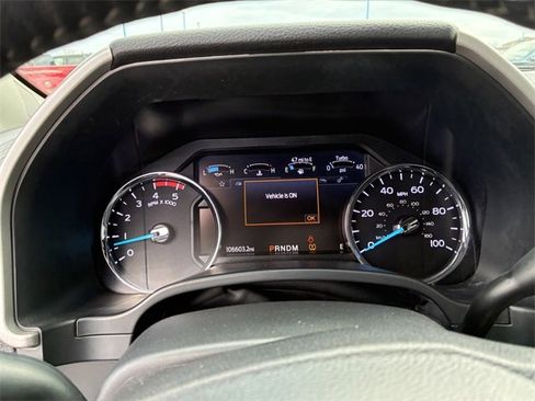 Used 2020 Ford F350 Lariat w/ Chrome Package image 25