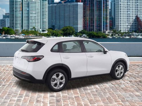 Used 2024 Honda HR-V LX image 4