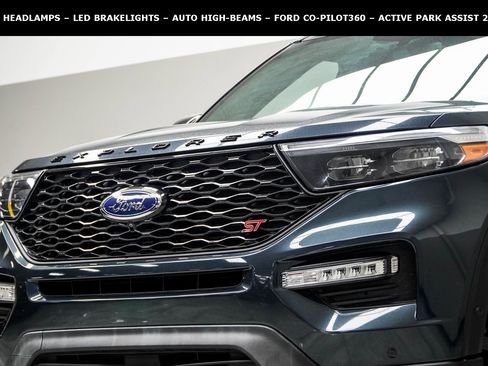 Used 2022 Ford Explorer ST w/ Equipment Group 401A image 2