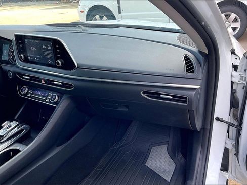 Used 2020 Hyundai Sonata SEL image 15