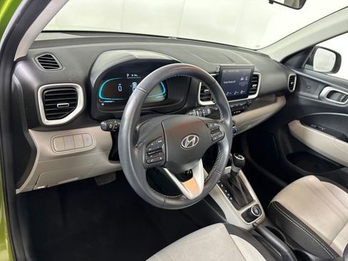 Certified 2023 Hyundai Venue SEL w/ Cargo Package image 13