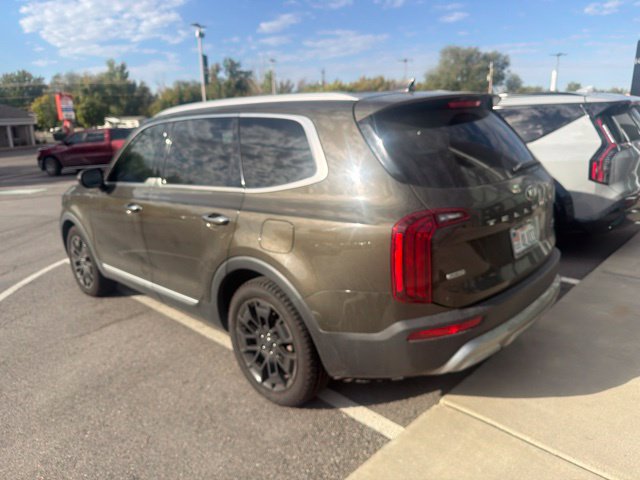 Used 2021 Kia Telluride S AWD/4WD image 3