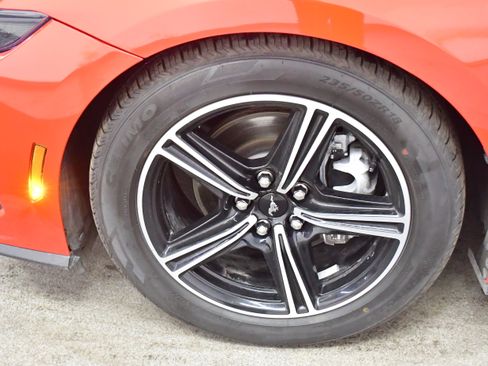 Used 2024 Ford Mustang Premium image 43