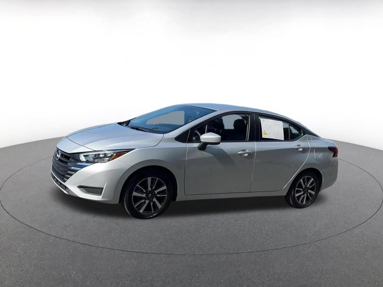 Used 2025 Nissan Versa SV FWD image 6