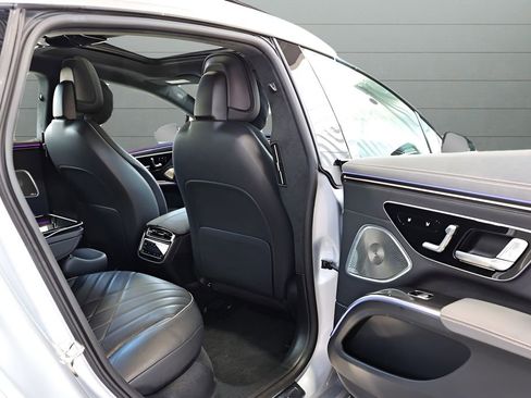 Used 2023 Mercedes-Benz EQS 450+ 4MATIC Sedan image 58
