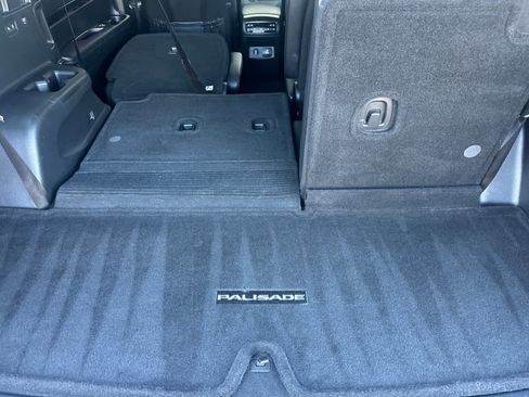 Used 2021 Hyundai Palisade Limited AWD/4WD image 16
