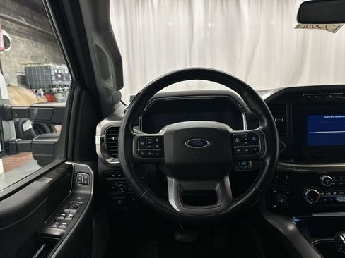 Used 2021 Ford F150 Lariat image 13