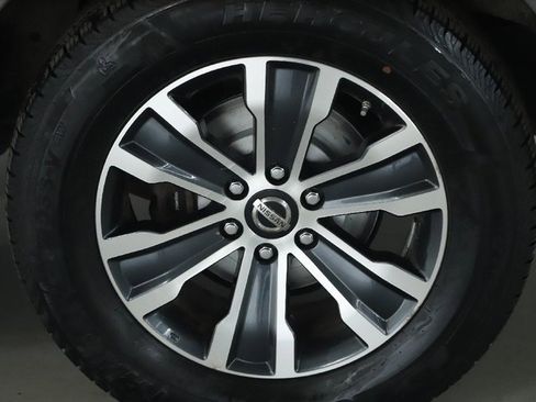 Used 2020 Nissan Armada SL w/ Premium Package image 42