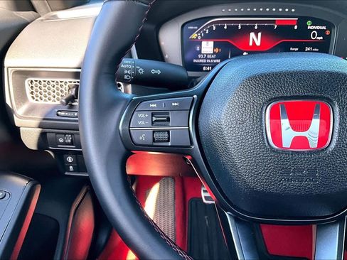 Used 2025 Honda Civic Type R image 24