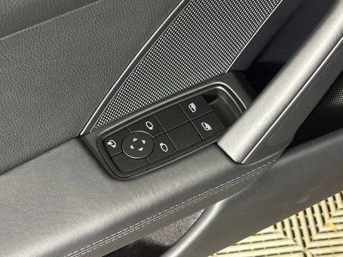 Used 2025 Porsche 911 Carrera image 15